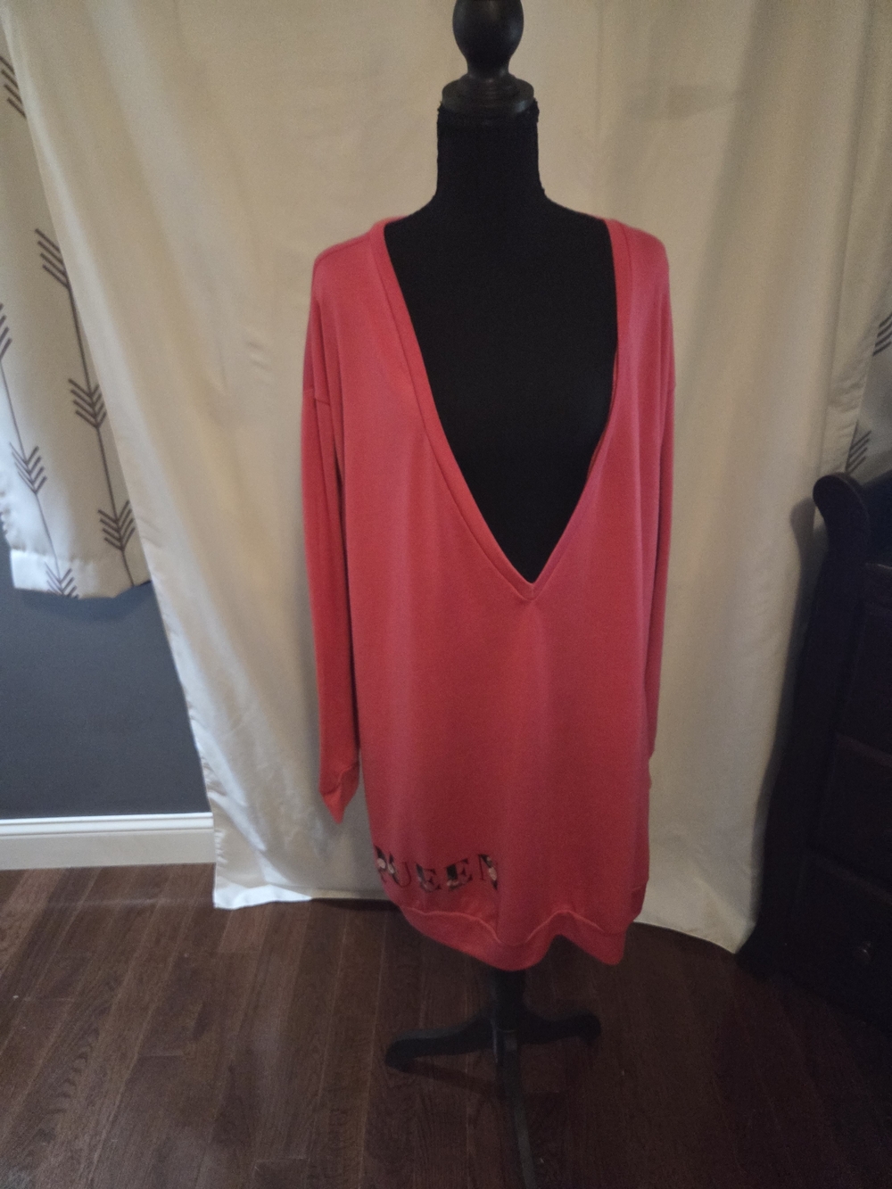 Women’s Deep V-Neck Long Sleeve Top - Pink